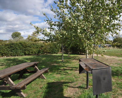 Grove Lock Caravan Park